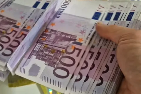 EÚ otvára ďalšie pôžičky: 21,3 miliardy eur pôjde na projekty s Ukrajinou