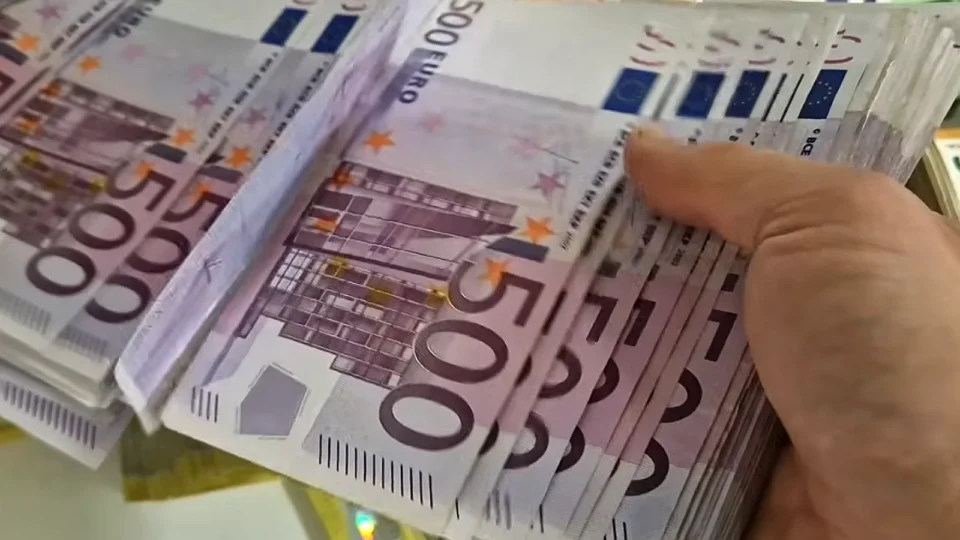 EÚ otvára ďalšie pôžičky: 21,3 miliardy eur pôjde na projekty s Ukrajinou